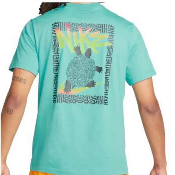 Men’s Nike Green Short Sleeve Tee Shirt with Turtle Size Large - Picture 1 of 6